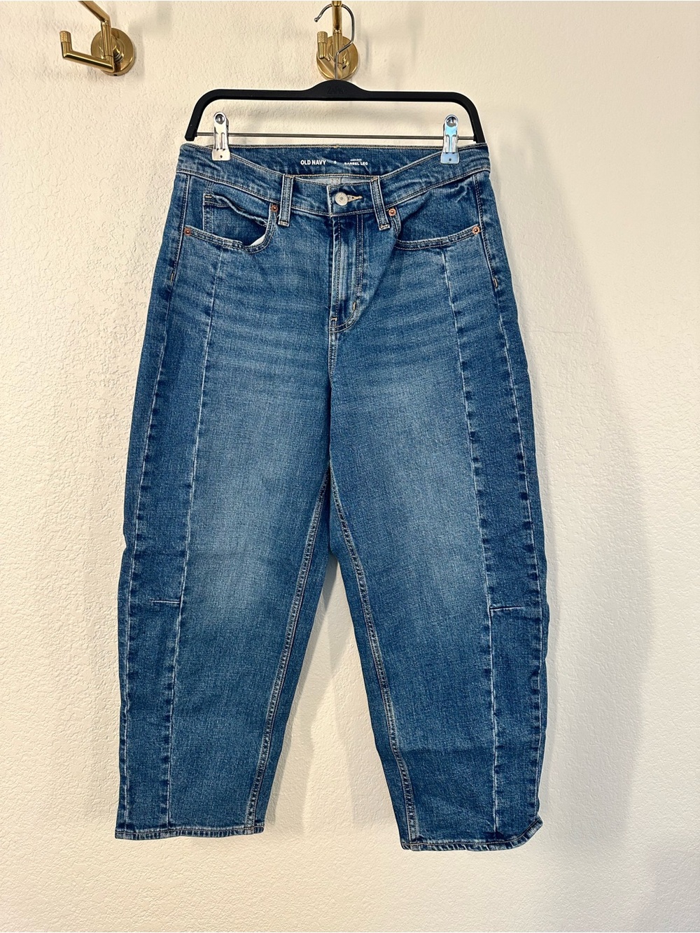 Old Navy Women's High-Waisted Baggy Barrel Ankle Jeans